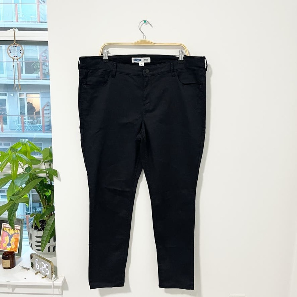 Old Navy Black Skinny Jeans
